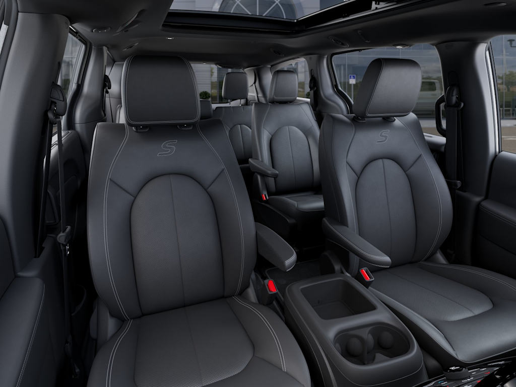 Thumbnail: 2026 Chrysler Pacifica - 8