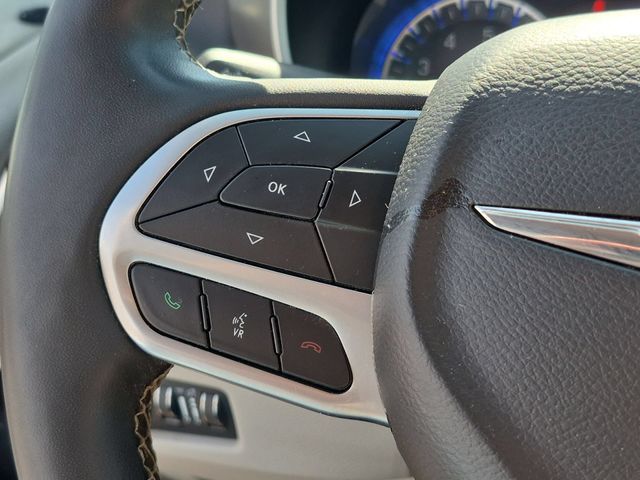 Thumbnail: 2022 Chrysler Pacifica - 30