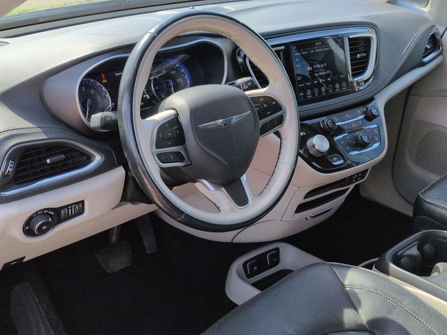 Thumbnail: 2020 Chrysler Pacifica - 2