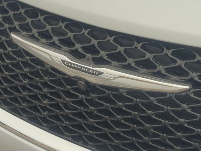 Thumbnail: 2026 Chrysler Pacifica - 7