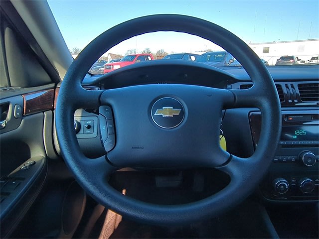 2014 Chevrolet Impala LS 12