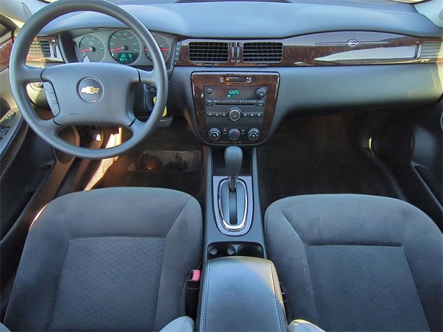2014 Chevrolet Impala LS 8