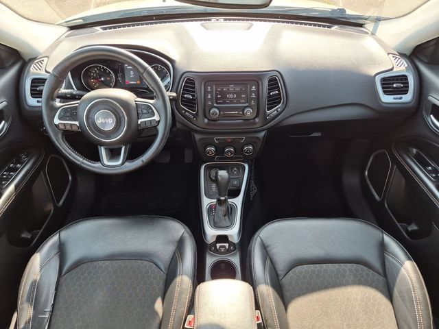Thumbnail: 2018 Jeep Compass - 9