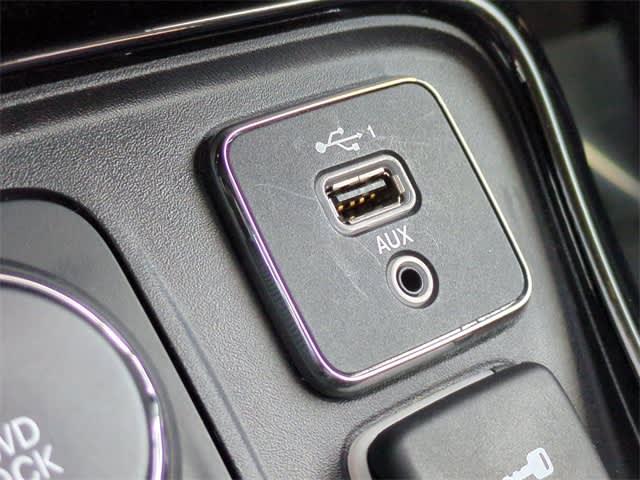 Thumbnail: 2020 Jeep Compass - 16