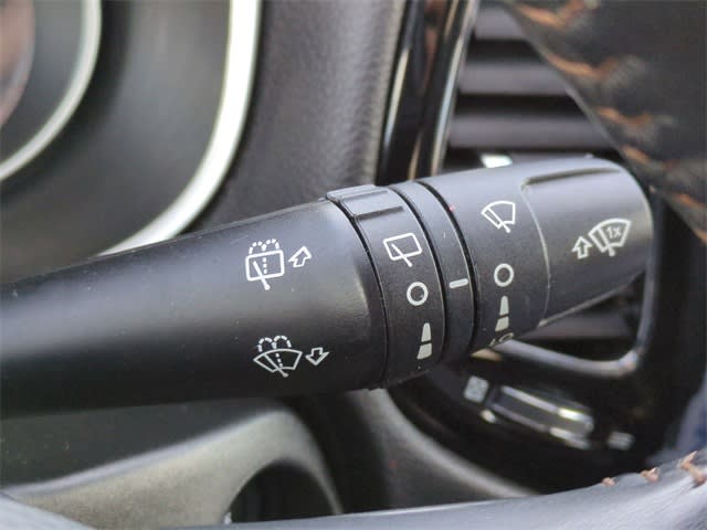 Thumbnail: 2020 Jeep Compass - 32