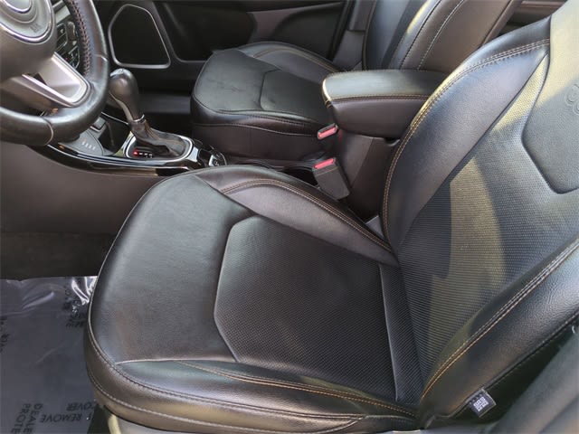 Thumbnail: 2020 Jeep Compass - 11