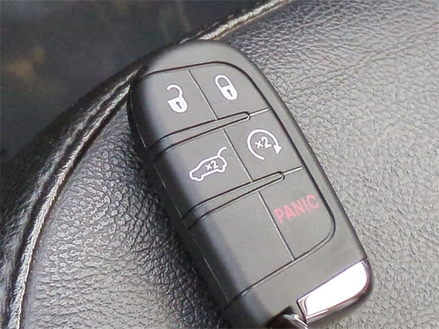 Thumbnail: 2020 Jeep Compass - 19