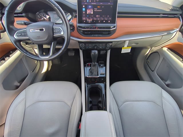 2022 Jeep Compass Limited 9