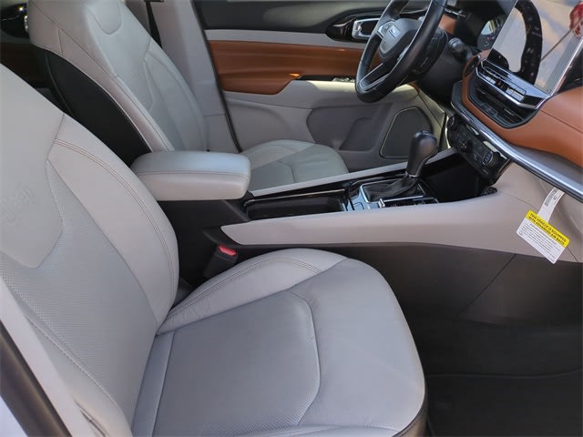 2022 Jeep Compass Limited 29