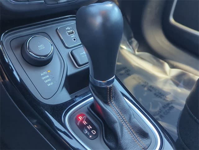 Thumbnail: 2020 Jeep Compass - 15