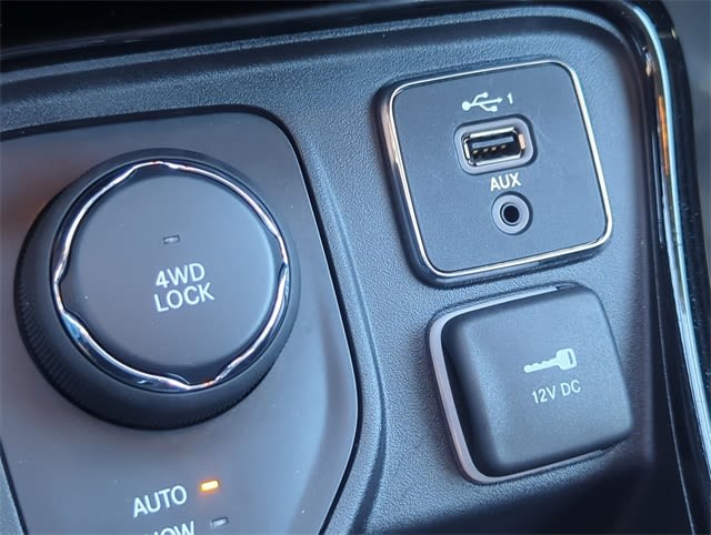 Thumbnail: 2020 Jeep Compass - 35