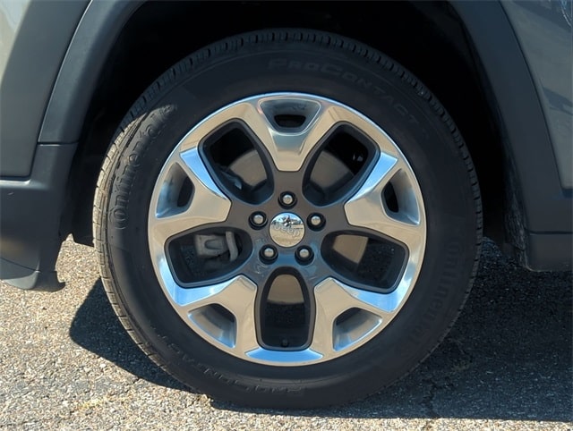 Thumbnail: 2020 Jeep Compass - 8