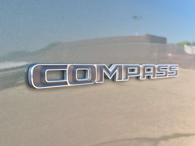 Thumbnail: 2020 Jeep Compass - 25
