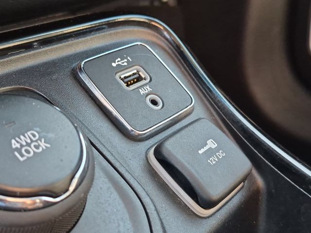 Thumbnail: 2020 Jeep Compass - 15