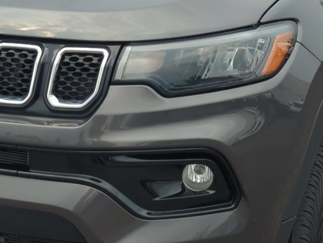 Thumbnail: 2023 Jeep Compass - 24
