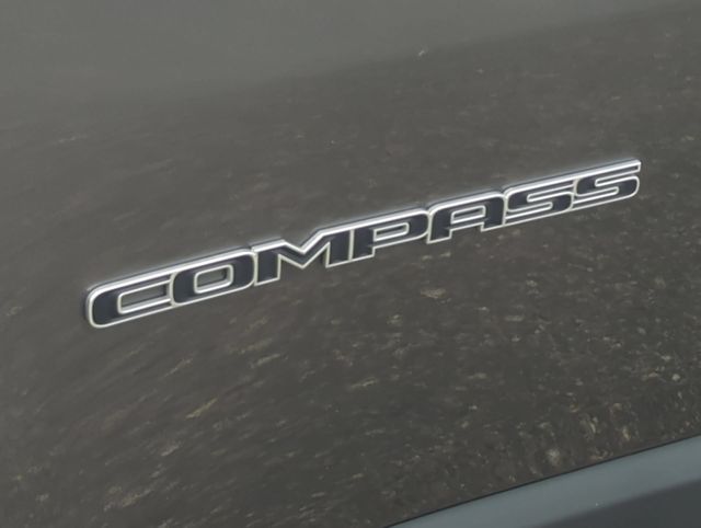 Thumbnail: 2023 Jeep Compass - 25