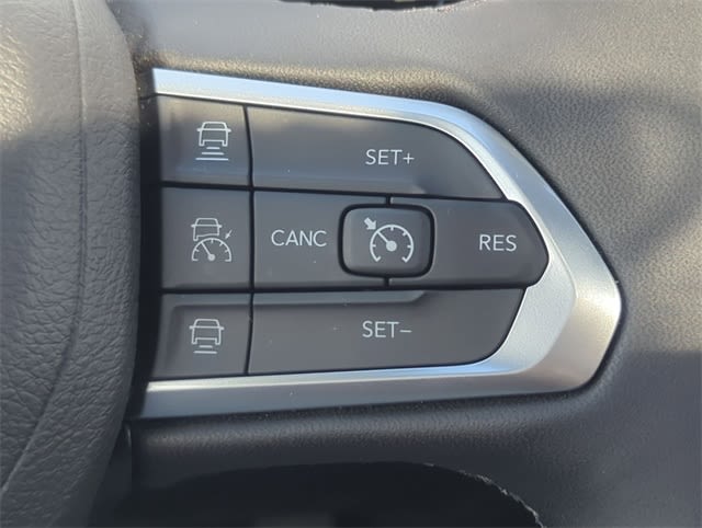 Thumbnail: 2025 Jeep Compass - 32