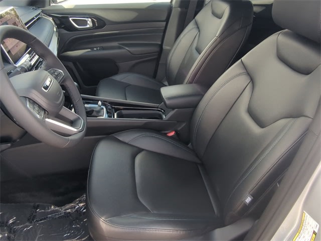 Thumbnail: 2025 Jeep Compass - 10