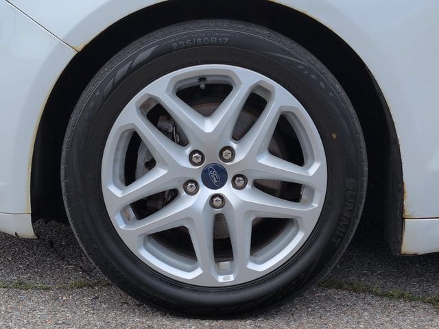 Thumbnail: 2015 Ford Fusion - 8