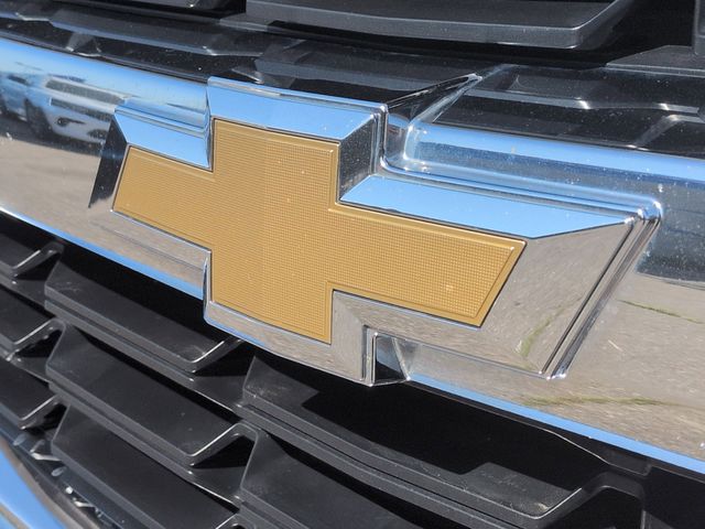 Thumbnail: 2016 Chevrolet Silverado 1500 - 24
