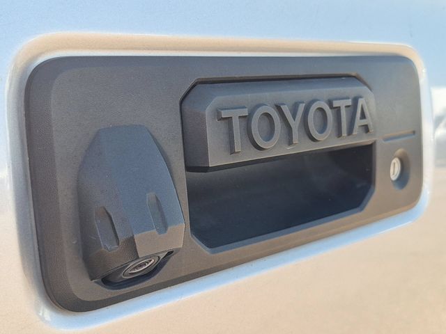 Thumbnail: 2019 Toyota Tacoma - 24
