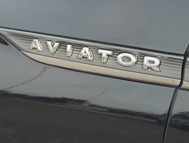 Thumbnail: 2021 Lincoln Aviator - 7