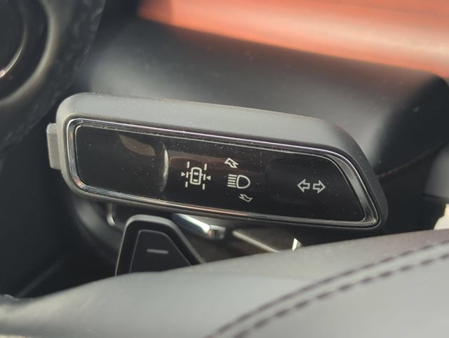 Thumbnail: 2021 Lincoln Aviator - 34