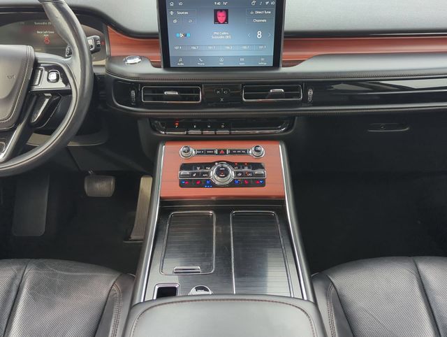 Thumbnail: 2021 Lincoln Aviator - 14