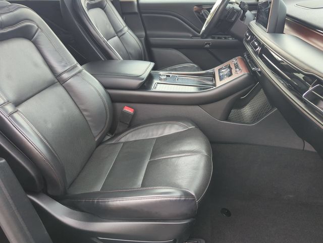Thumbnail: 2021 Lincoln Aviator - 11