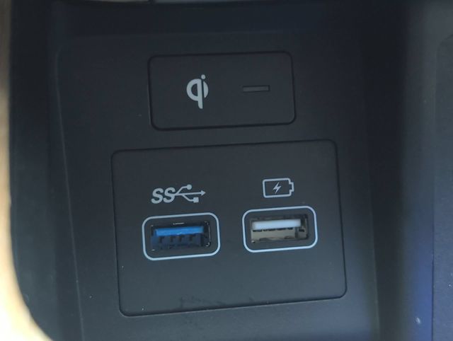 Thumbnail: 2023 Genesis GV80 - 35