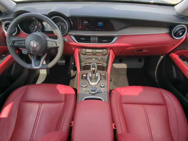 Thumbnail: 2021 Alfa Romeo Stelvio - 9