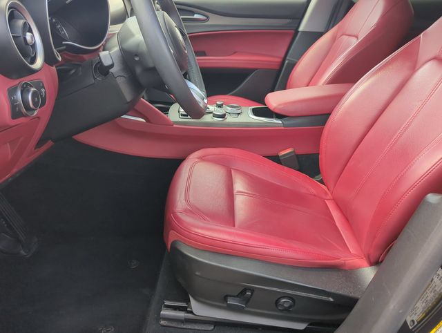 Thumbnail: 2021 Alfa Romeo Stelvio - 10