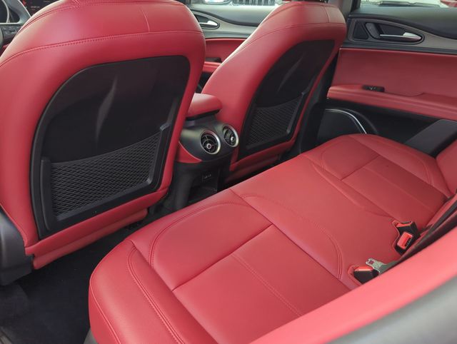 Thumbnail: 2021 Alfa Romeo Stelvio - 12