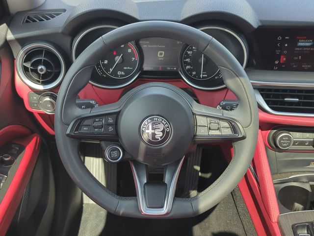 Thumbnail: 2021 Alfa Romeo Stelvio - 13