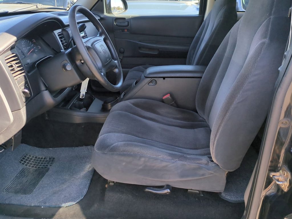 Thumbnail: 2002 Dodge Dakota - 9