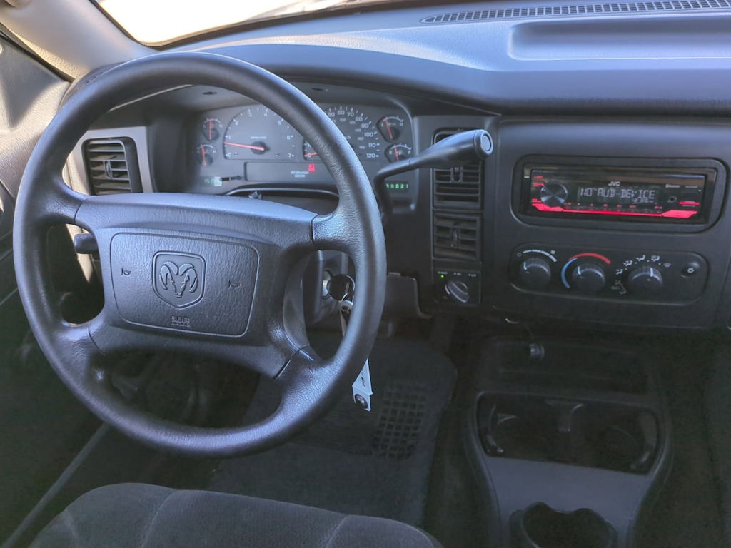 Thumbnail: 2002 Dodge Dakota - 2