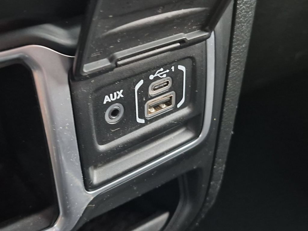 Thumbnail: 2018 Jeep Wrangler - 34