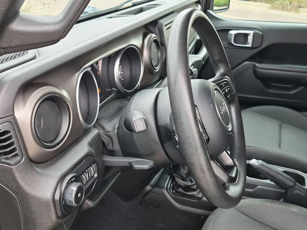 Thumbnail: 2018 Jeep Wrangler - 10