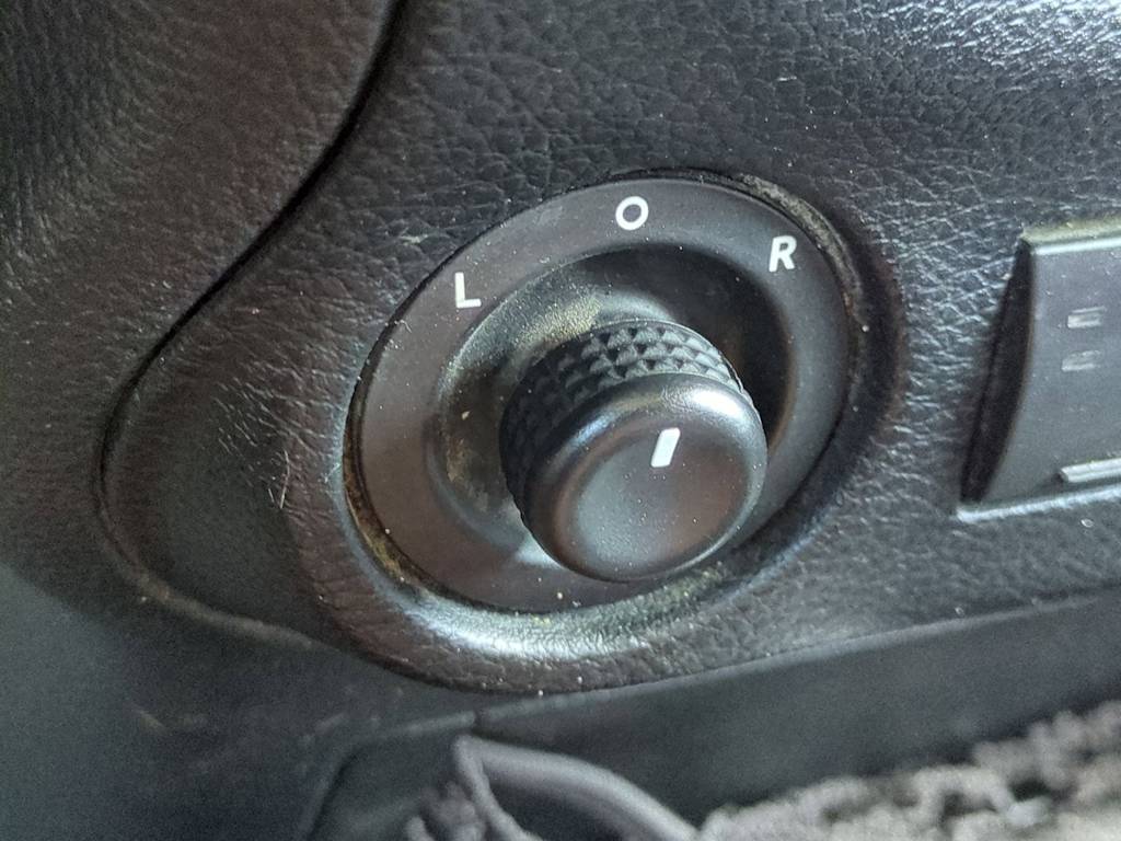 Thumbnail: 2014 Jeep Wrangler - 32