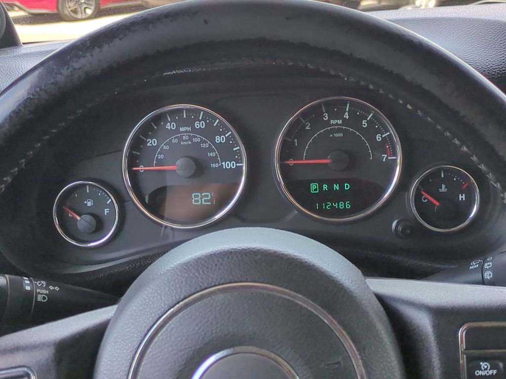 Thumbnail: 2014 Jeep Wrangler - 15