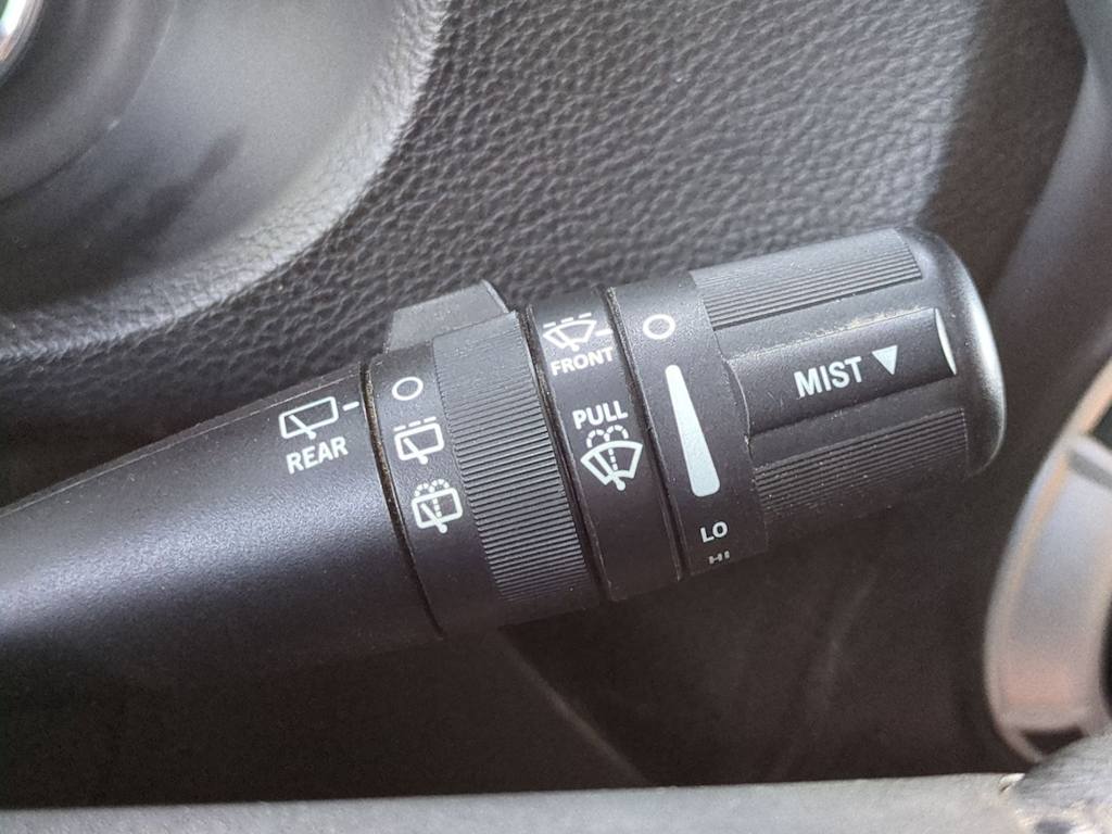 Thumbnail: 2014 Jeep Wrangler - 17