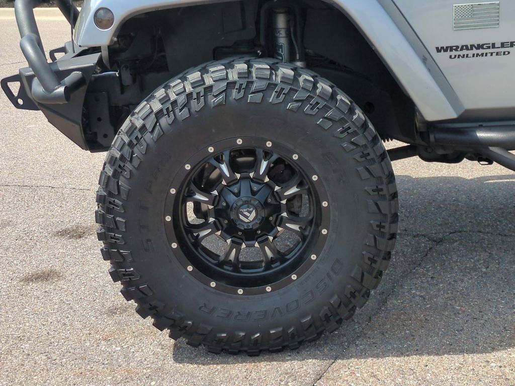 Thumbnail: 2014 Jeep Wrangler - 7