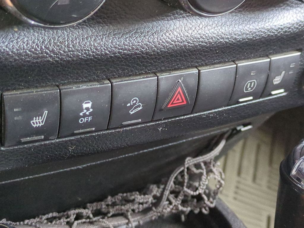 Thumbnail: 2014 Jeep Wrangler - 33
