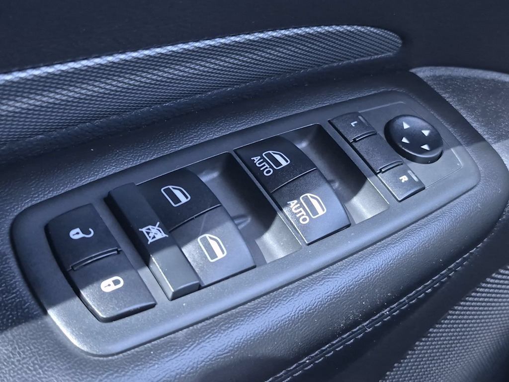 Thumbnail: 2018 Dodge Durango - 33