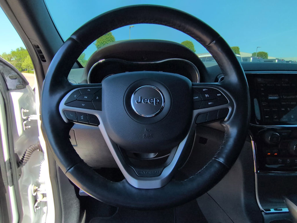 Thumbnail: 2020 Jeep Grand Cherokee - 13