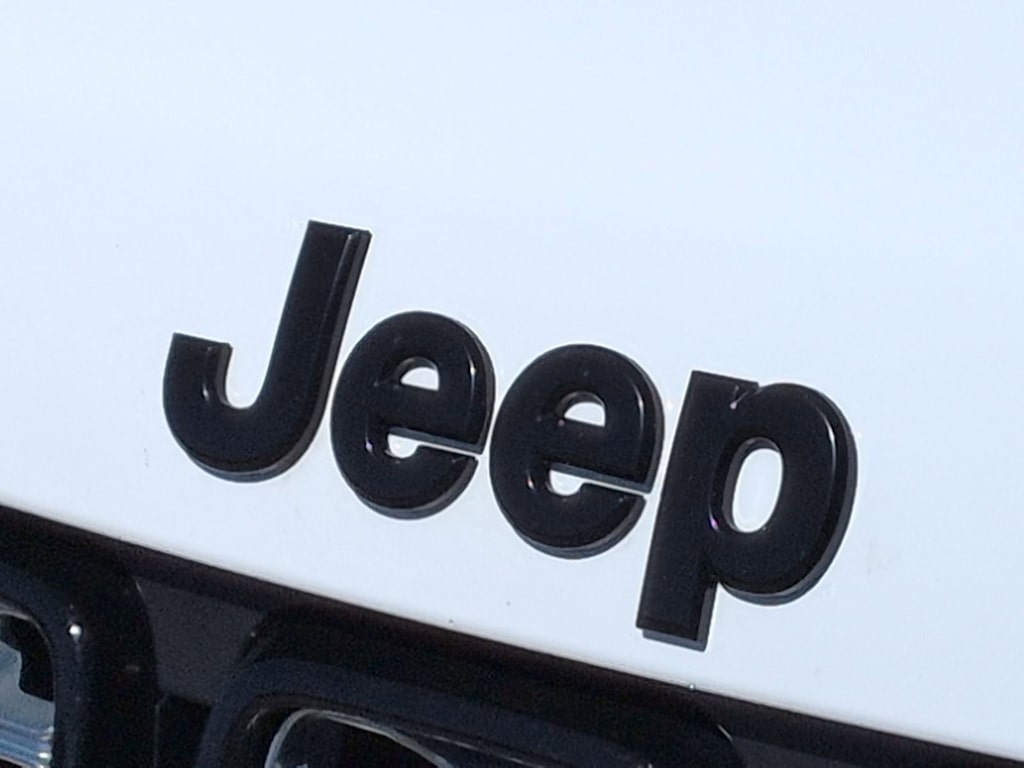 Thumbnail: 2020 Jeep Grand Cherokee - 7
