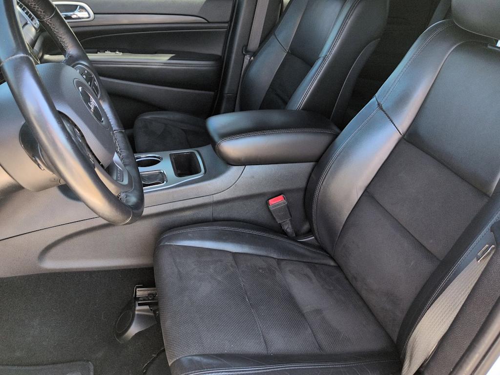 Thumbnail: 2020 Jeep Grand Cherokee - 10