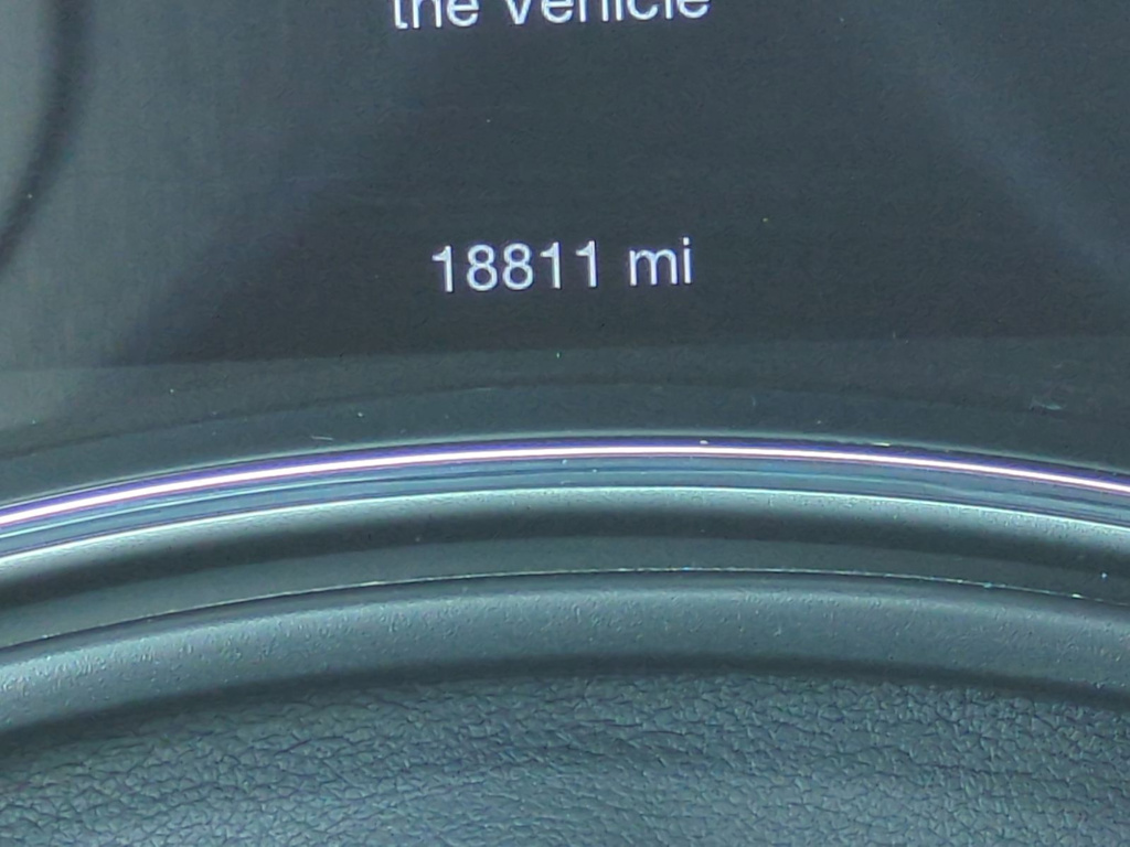 Thumbnail: 2019 Jeep Grand Cherokee - 16