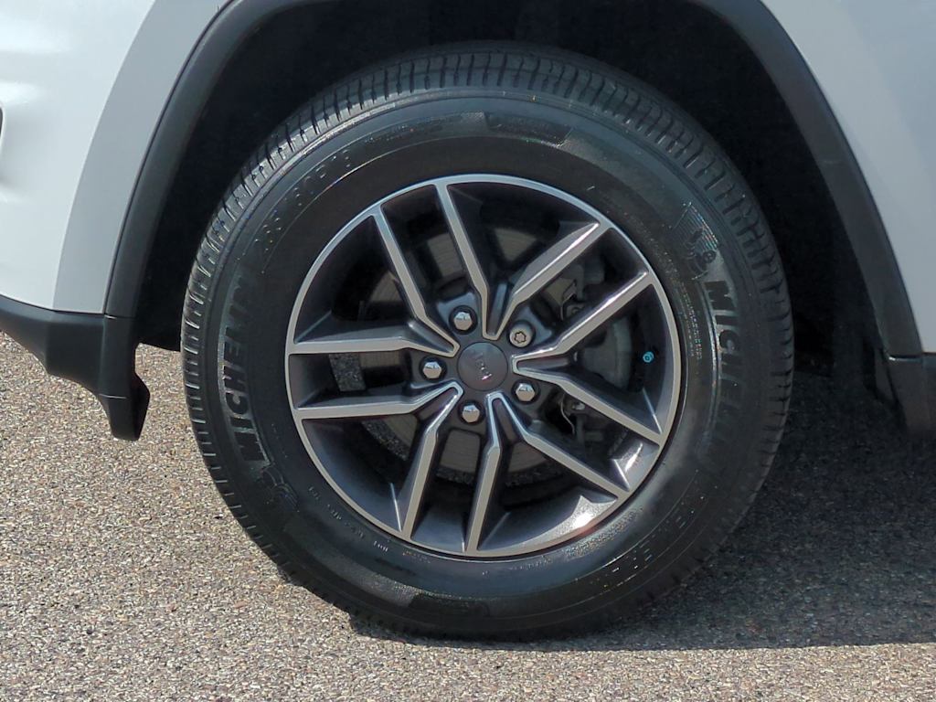 Thumbnail: 2019 Jeep Grand Cherokee - 8