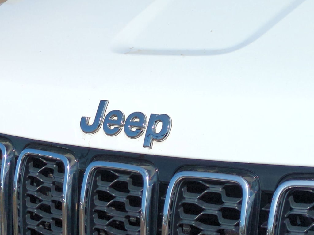 Thumbnail: 2019 Jeep Grand Cherokee - 7